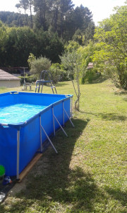 Photo de galerie - Pose de la piscine pour Mon fils ,et entretient régulier de l'espace vert. Chez Moi