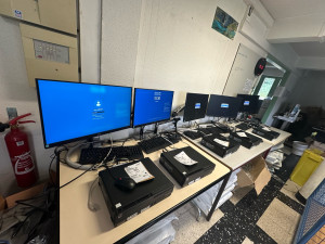 Photo de galerie - Préparation de poste informatique