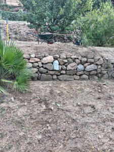 Photo de galerie - Création d'un mur en pierre sèche 