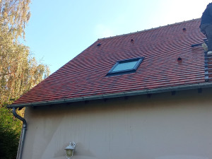 Photo de galerie - Nettoyage de toiture Karcher basse pression et pulvérisation hydrofuge dalep 