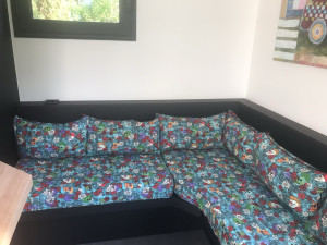 Photo de galerie - Housse de matelas et housse de coussin pour canapé 