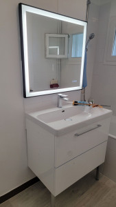 Photo de galerie - Lavabo avec miroir