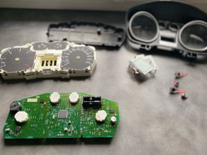 Photo de galerie - électronique  automobile 