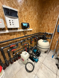 Photo de galerie - Entretien piscine