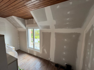 Photo de galerie - Pose de Ba13 avec bandes prêt à peindre