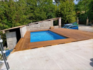 Photo de galerie - Fini terrasse en bois de piscine