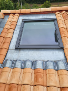 Photo de galerie - Pose velux avec raccord zinc