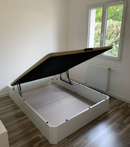 Photo de galerie - Montage lit coffre 