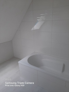 Photo de galerie - Pose de Faïence 