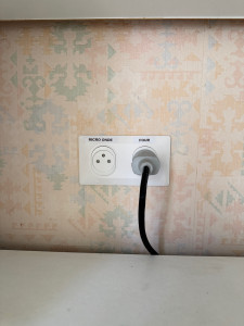 Photo de galerie - Ajoute de 2 circuits prise plus disjoncteurs dans un tableau électrique 
