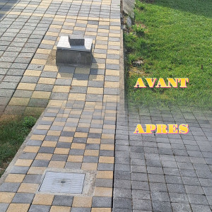 Photo de galerie - Découpe et adaptation d’une trappe de visite sans maçonnerie.  