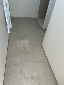 Photo de galerie - Pose de carrelage au sol