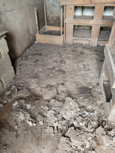 Photo de galerie - Avant nettoyage d un bâtiment 