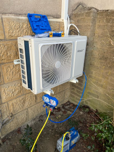 Photo de galerie - Mise en service climatisation mono split 3,5 kw