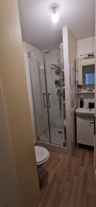 Photo de galerie - Installation de porte en verre 