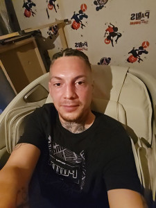 Photo de galerie - 35 ans disponible assez souvent 
