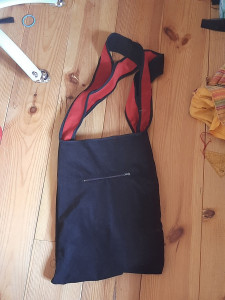 Photo de galerie - Je peux vous aider à coudre vos projets, ou repriser des vêtements :)