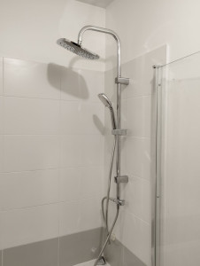 Photo de galerie - Installation de paroi de douche ? + colonne de douche 