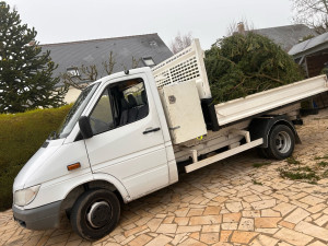 Photo de galerie - Enlèvement tout type de déchets 