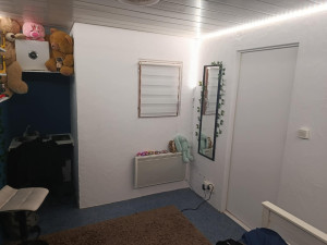 Photo de galerie - Préparation des supports (murs, boiseries)
Application de fibre de verre 
Application de peinture