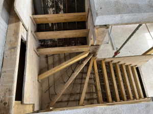 Photo de galerie - Coffrage escalier quart tournant 