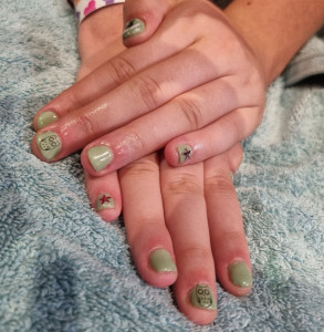 Photo de galerie - Bonjour
fait le 11 09 2023 par mes soins . Prothésiste ongulaie au Breil sur Merize

