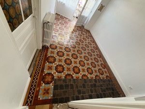 Photo de galerie - Réalisations de pose carrelage + joint de toute la pièce 