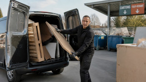 Photo de galerie - Évacuation de déchets à la déchetterie 