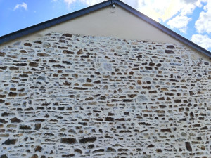 Photo de galerie - Joint pierre plus enduit 
