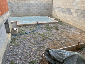 Photo de galerie - Ferraillage pour futur dalle  piscine