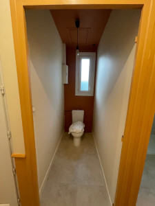 Photo de galerie - Ratissage des mur / plafond et peinture