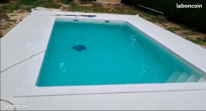 Photo de galerie - 
Pose dalles, chape, murette, enduit, crépi, rénovation façade, fondation, vrd, faitage, murette, seuil de portail, enduit, carrelage, faience, enduit façade, peinture façade, piscine béton
