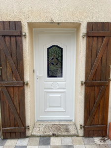 Photo de galerie - Remplacement porte d’entrée