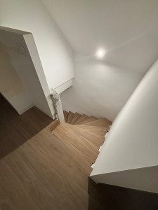 Photo de galerie - Marche refait à neuf sens les contre marches 