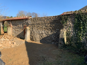 Photo de galerie - Montage de mur en pierre effondré 