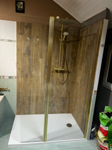 Photo de galerie - Remplacement cabine par bac extra plat après + faïence 