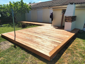 Photo de galerie - Livraison terrasse bois exotique 
