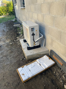 Photo de galerie - Installation PAC AIR/AIR