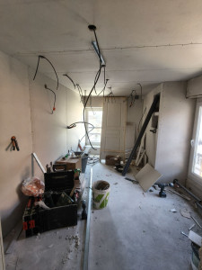 Photo de galerie - ⚡ La confiance d’un client, c’est bien plus qu’un simple chantier.
Aujourd’hui, nous avons eu le plaisir d’accompagner un client qui nous a accordé sa confiance pour la réalisation complète de son installation électrique ainsi que toute la plâtrerie.