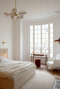 Photo de galerie - Prestation de ménage, repassage et lingerie inclus par une de nos prestataires pour un logement Airbnb situé dans le Vème arrondissement de Paris.