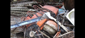 Photo de galerie - Enlèvement de déchet / débarrasse tout / fais tout petit bricolage pose de meuble montage / fixation etagere / nettoyage ...ect...