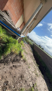 Photo de galerie - AVANT TRAVAUX, un renfort en agglos coffrants avec fondation béton au centre de la terrasse a était réalisé afin de consolider la structure existante et sur chaque extrémité ( côté ) également 