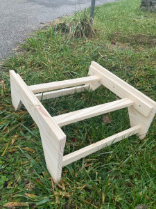 Photo de galerie - Fabrication d’un rehausseur pour chaise évolutive