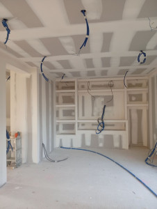 Photo de galerie - Pose de bandes et doublage en enduit 