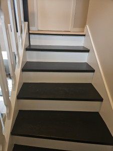 Photo de galerie - Remise en état d'un escalier bois.