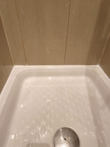 Photo de galerie - Changement de joint de bac a douche 