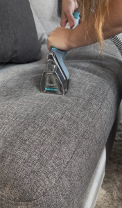 Photo de galerie - Nettoyage en profondeur à la vapeur et shampouinage pour éliminer les taches, poussières, saletés et mauvaises odeurs