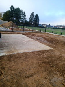 Photo de galerie - Dalle béton + Retournement du terrain + remise a niveau 