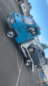 Photo de galerie - Débarrasse épave de voiture ferraille métaux enlèvement avec dépanneuse et camions-bennes