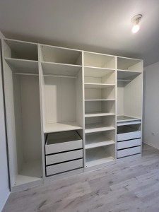 Photo de galerie - Montage dressing IKEA 